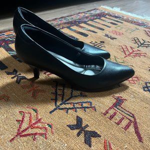 Black Comfort Pumps by Andiamo Size 8.5W